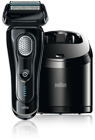 9050cc Braun Dry Shaving only, Complete with cleaning dock
